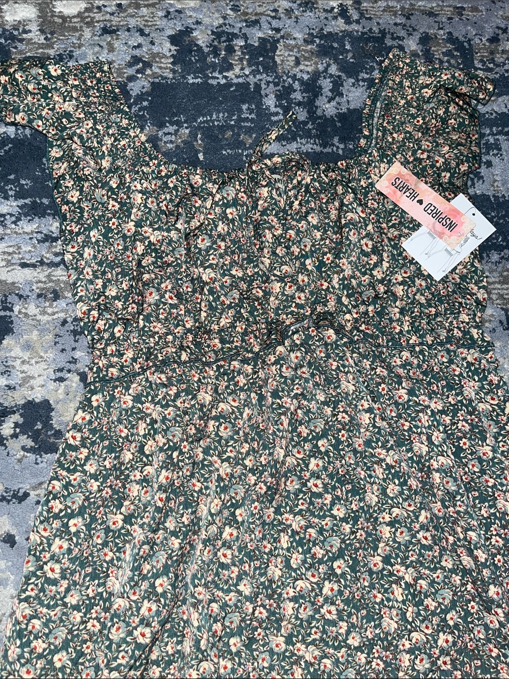 NWT Beautiful Floral Dress